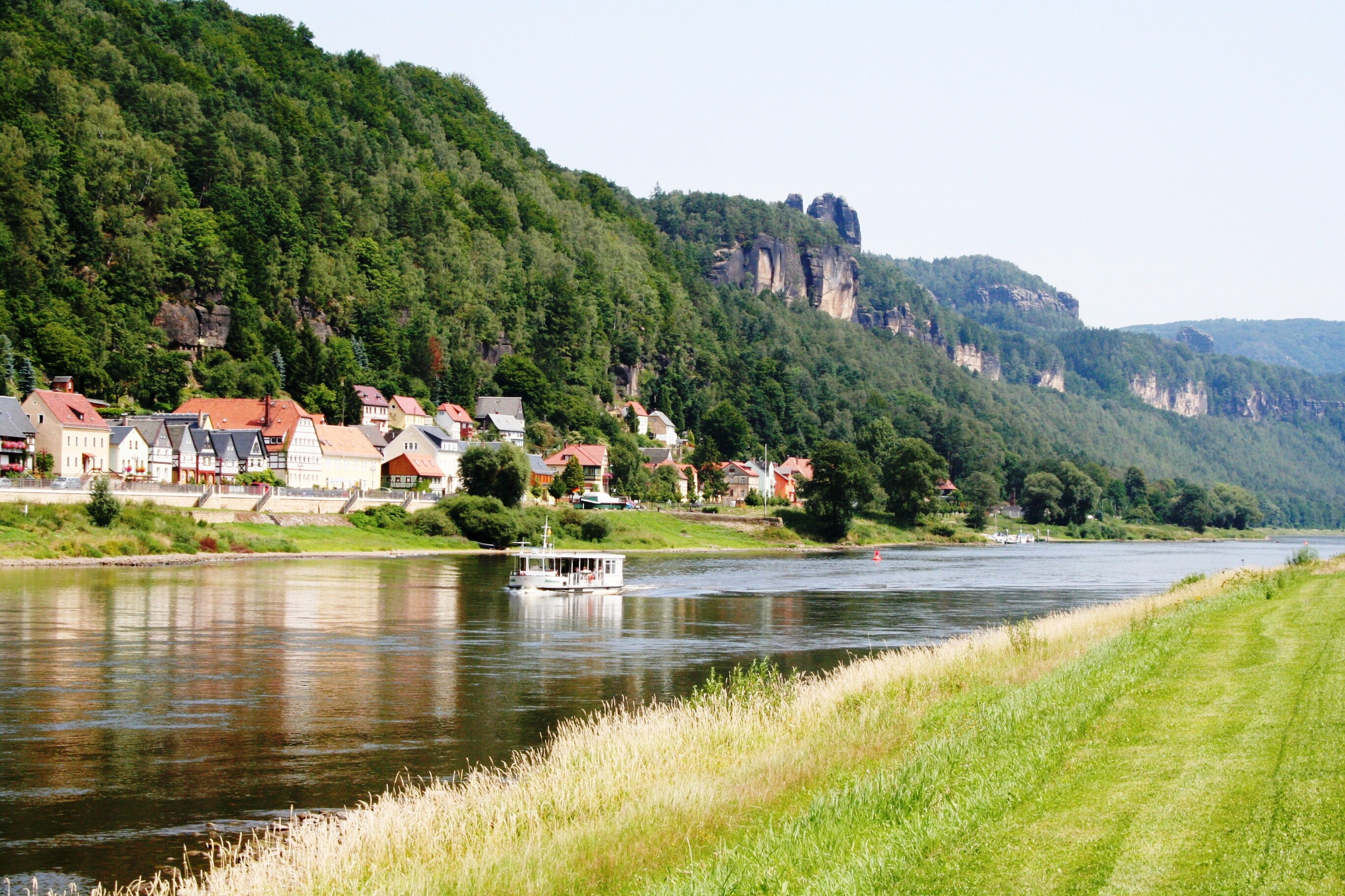Bad Schandau Blick zu den Schrammsteinen