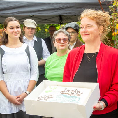 Jubiläumsempfang 125 Jahre Forsthaus im Kirnitzschtal - Torte für das Team